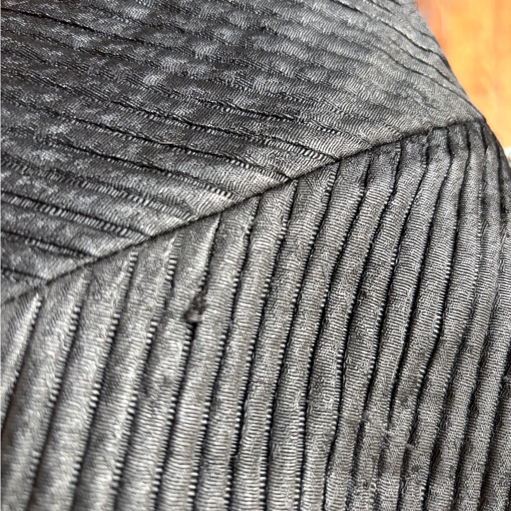 BCBGMaxAzria RUNWAY Black Grey fitted  Pinstripe Maxi Dress - Picture 10 of 13